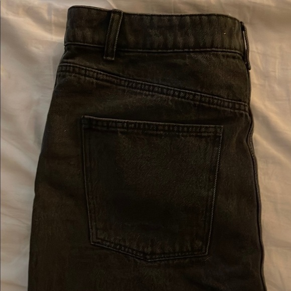 H&M Classic Black Denim Skirt - Picture 4 of 4